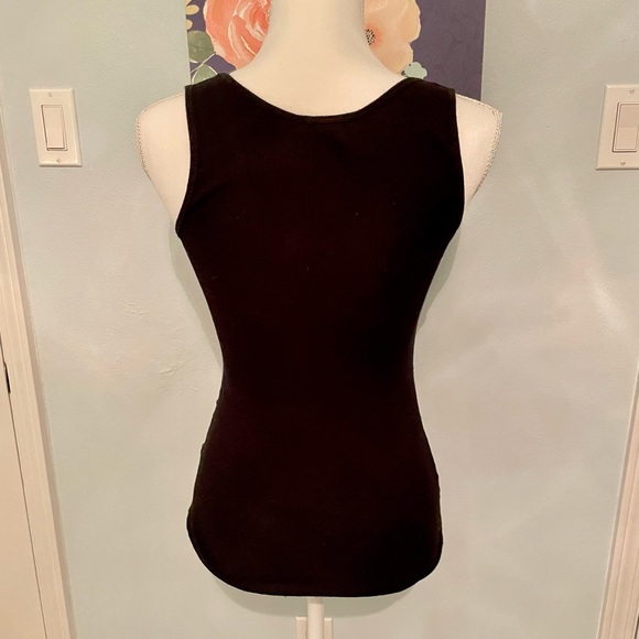 🌷Black Sequin Tank - Picture 4 of 5